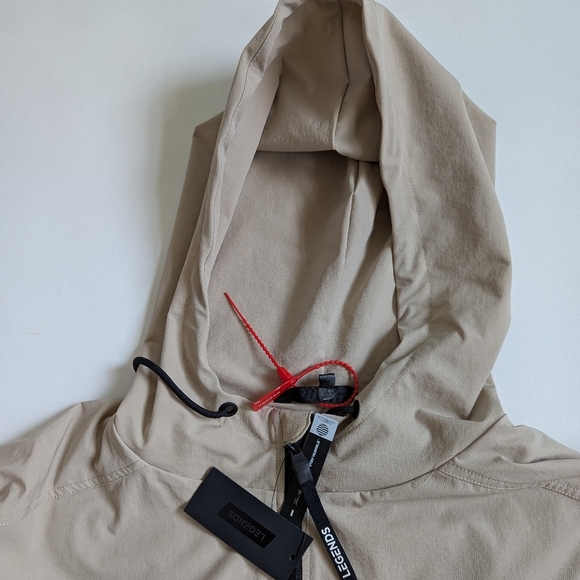 Legends Men's Crosswind Packable Jacket Size Small Beige NEW - Picture 15 of 16